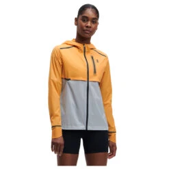 On Running -On Running iview 1046020 027 pic2